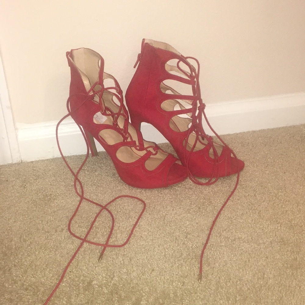 Diva lounge red heels
